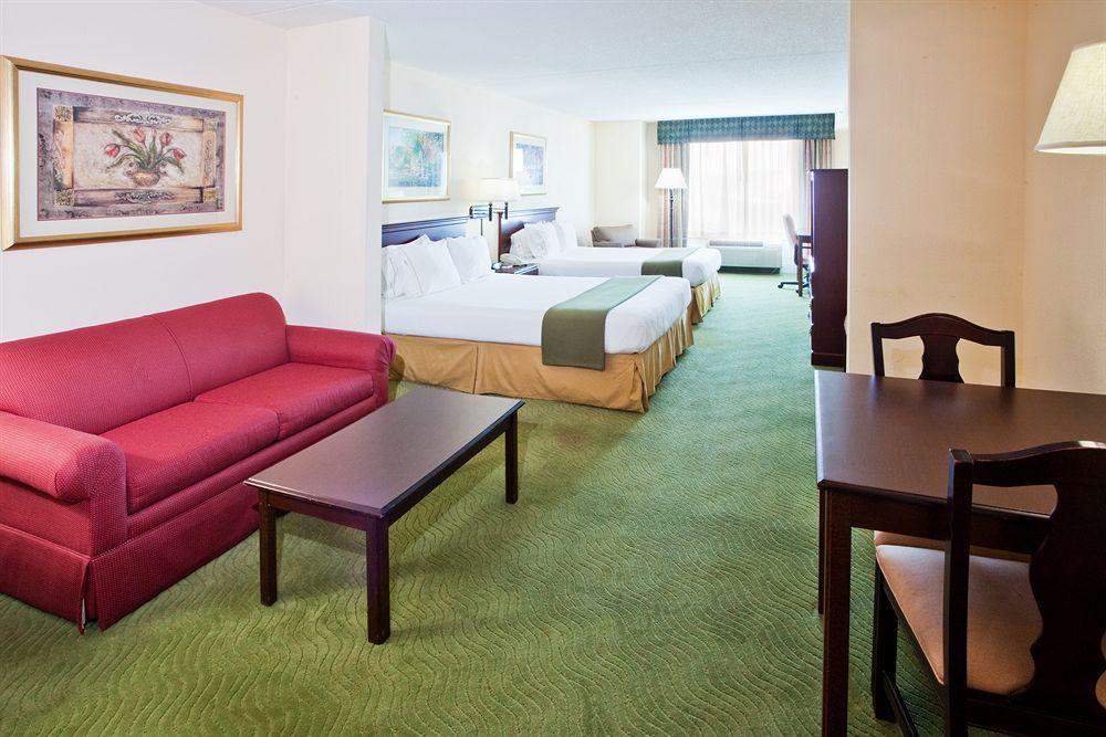 Holiday Inn Express & Suites I-26 & Us 29 At Westgate Mall, An Ihg Hotel Spartanburg Quarto foto